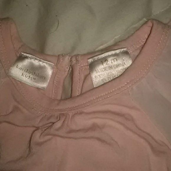 Mother and daughter tops with pearl accents - Picture 2 of 7